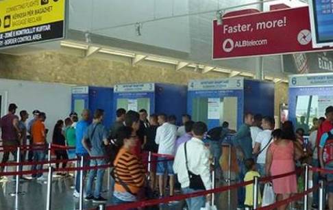 Zgjerohet emigracioni neto: Ne 2019 arrin nivelin me te larte te dekades